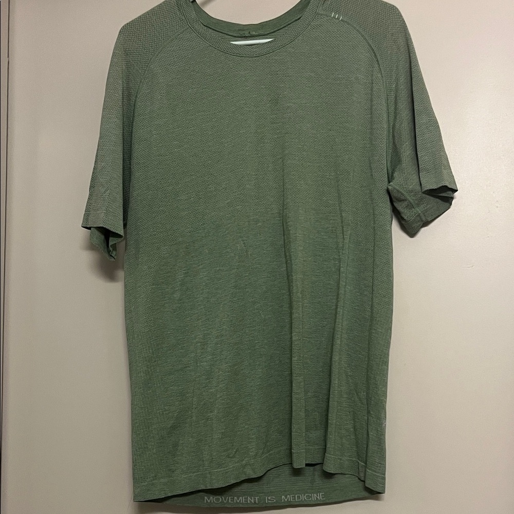 Men’s Lululemon Green Shirt